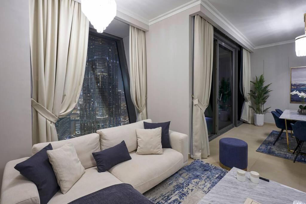 Ferienwohnung Larbi Breathtaking Burj And Fountain View Luxurious 2 Bed Dubai Exterior foto